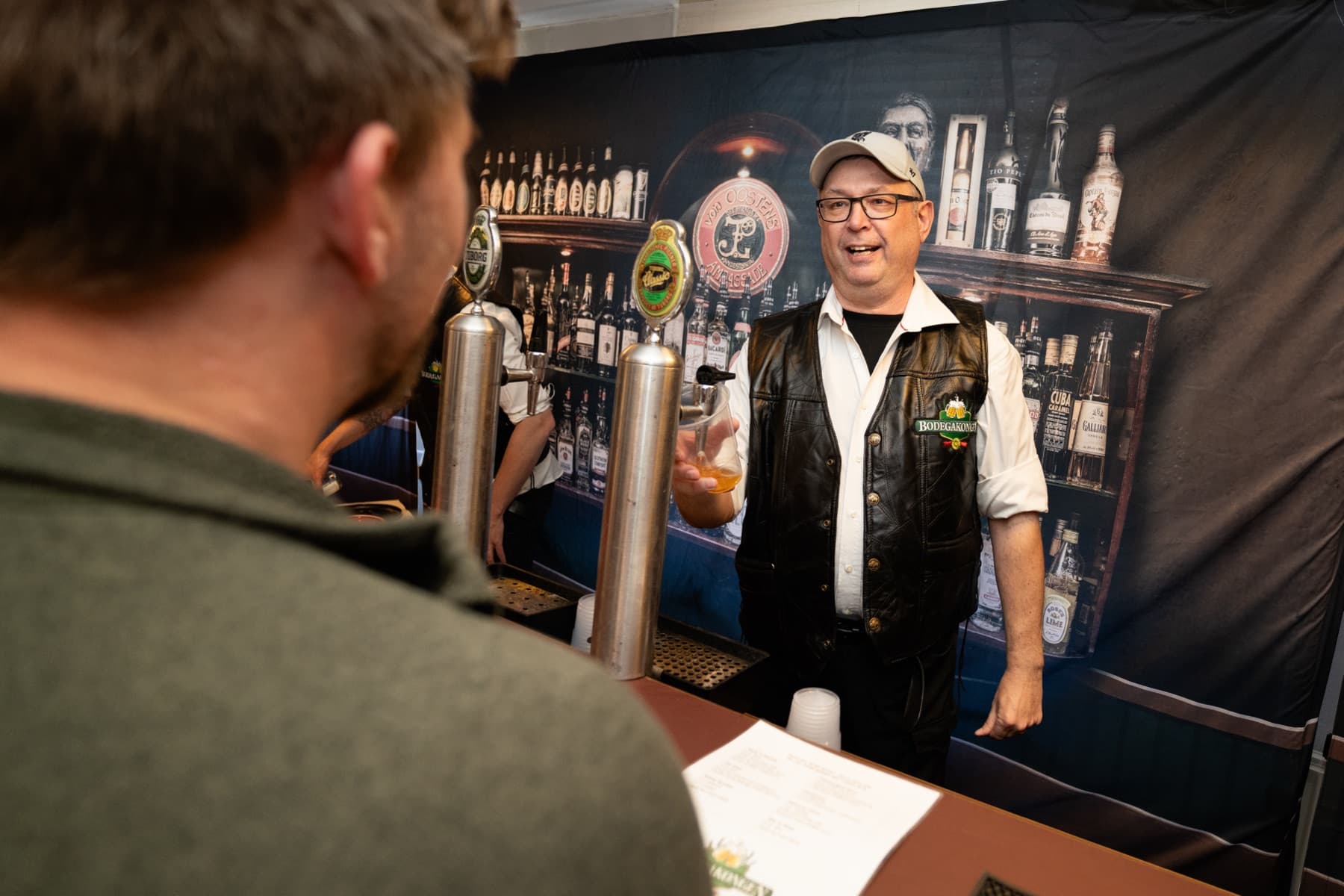Bodegakongens bartender bag baren